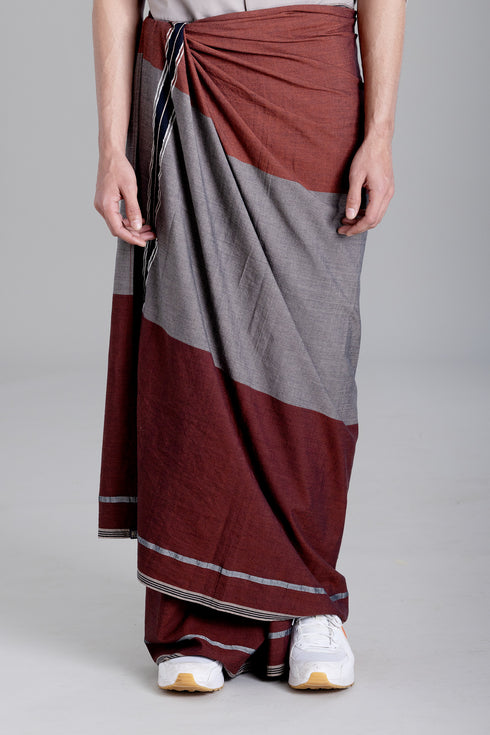 MULLAKKARA Hand Woven Kasavu Mundu